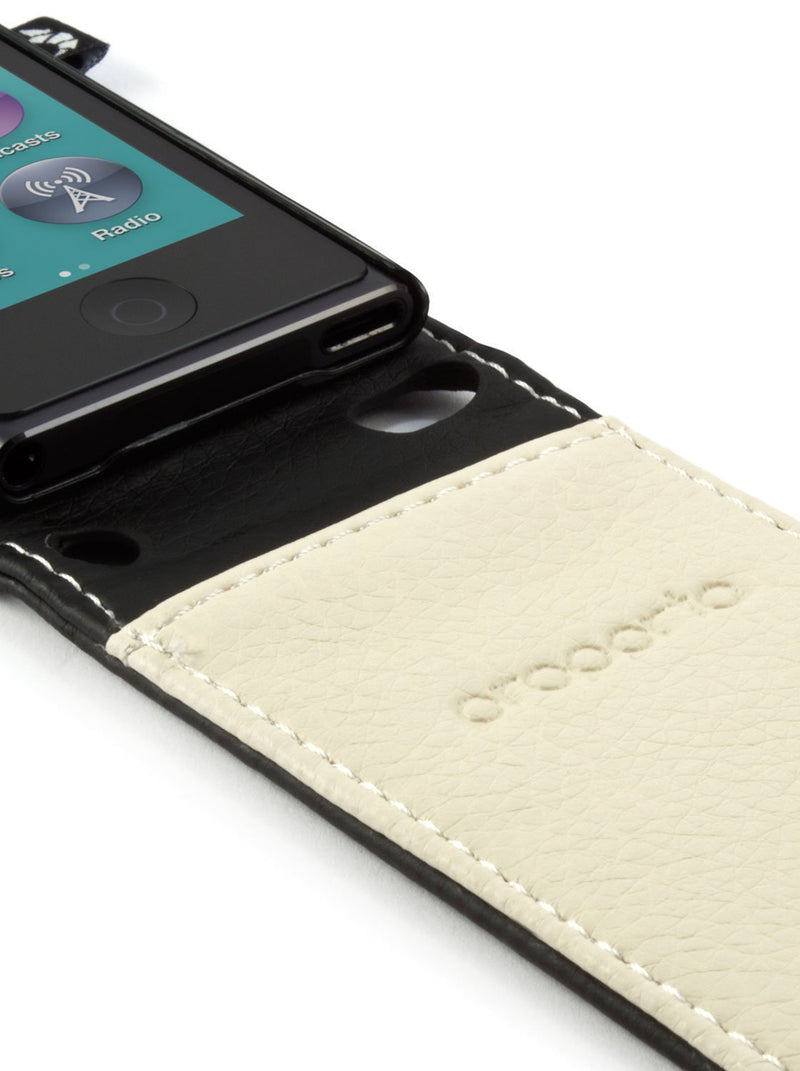 Close up image of the Proporta Apple iPod Nano 7G phone case in Black